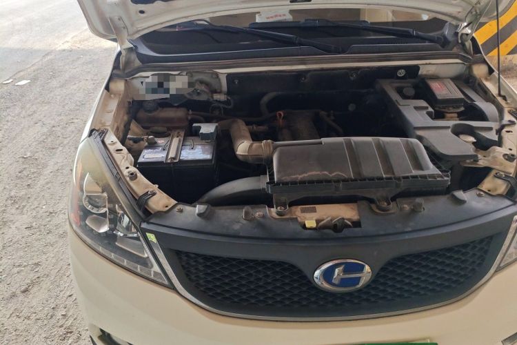 Used BAIC Changhe M50S 2015 1.4L Restyled Business Class (Leaf Spring) K14B Engine Bay Right