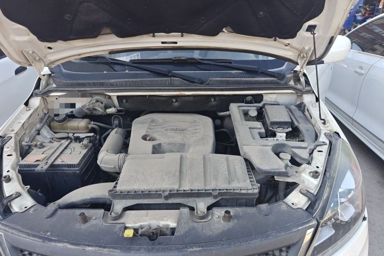 Used BAIC Changhe M50S 2015 1.5L Restyled Business Class (Leaf Spring) DAM15DL Engine Bay