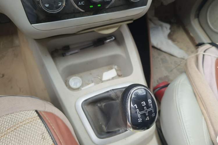 Used BAIC Changhe M50S 2015 1.4L Restyled Business Class (Leaf Spring) K14B Gear Lever