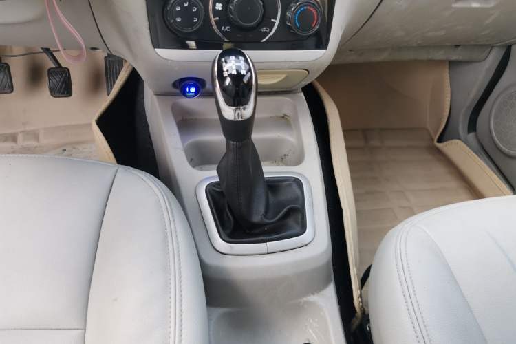Used BAIC Changhe M50S 2015 1.5L Restyled Business Class (Leaf Spring) DAM15DL Gear Lever
