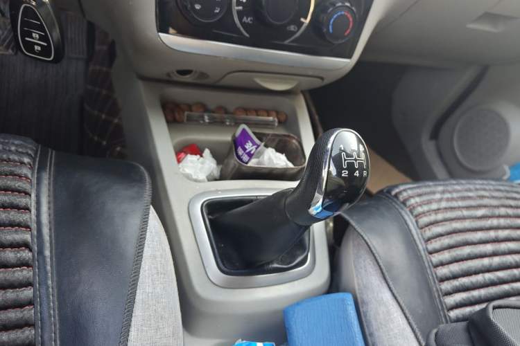 Used BAIC Changhe M50S 2015 1.5L Restyled Business Class (Leaf Spring) DAM15DL Gear Lever