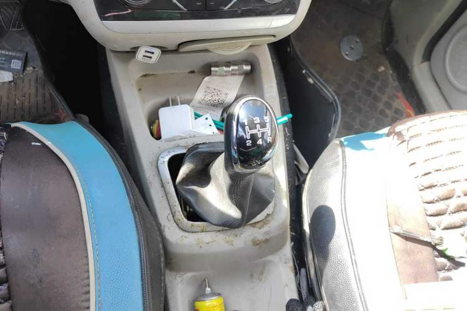 Used BAIC Changhe M50S 2015 1.5L S 1.5L Executive Class DAM15DL Gear Lever
