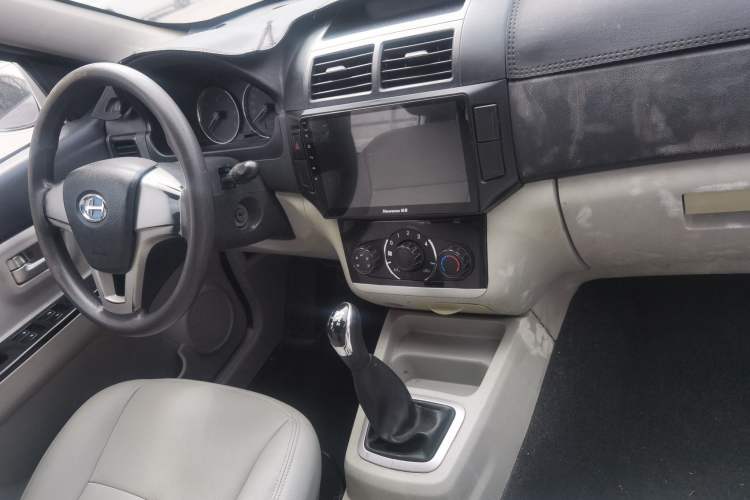 Used BAIC Changhe M50S 2015 1.5L Restyled Business Class (Leaf Spring) DAM15DL Interior 1