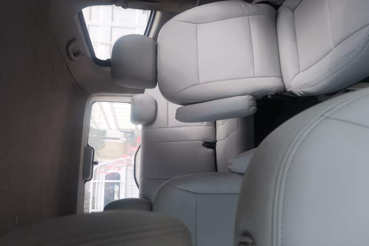 Used BAIC Changhe M50S 2015 1.5L Restyled Business Class (Leaf Spring) DAM15DL Interior 2