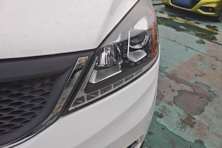 Used BAIC Changhe M50S 2015 1.4L Restyled Business Class (Leaf Spring) K14B Left Front Headlight