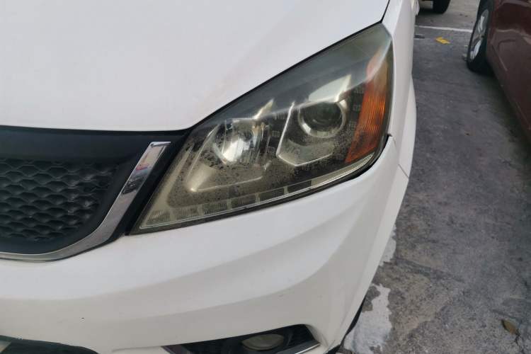 Used BAIC Changhe M50S 2015 1.5L Restyled Business Class (Leaf Spring) DAM15DL Left Front Headlight