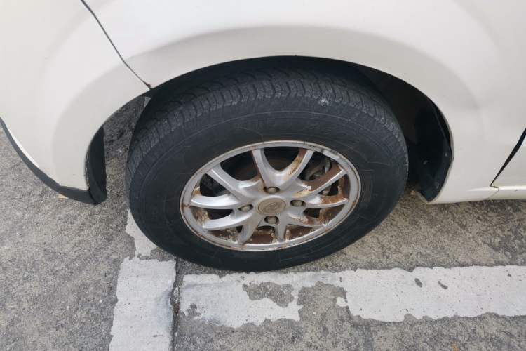Used BAIC Changhe M50S 2015 1.5L Restyled Business Class (Leaf Spring) DAM15DL Left Front Wheel Hub