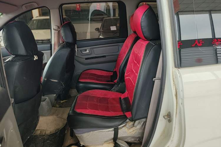 Used BAIC Changhe M50S 2015 1.4L revised economy-class K14B Left Rear Seat