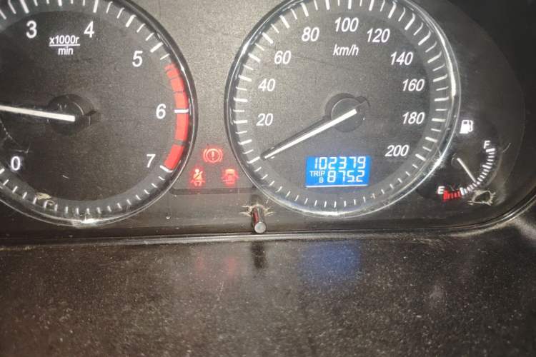Used BAIC Changhe M50S 2015 1.5L Business Class BJ415B Odometer Close Up