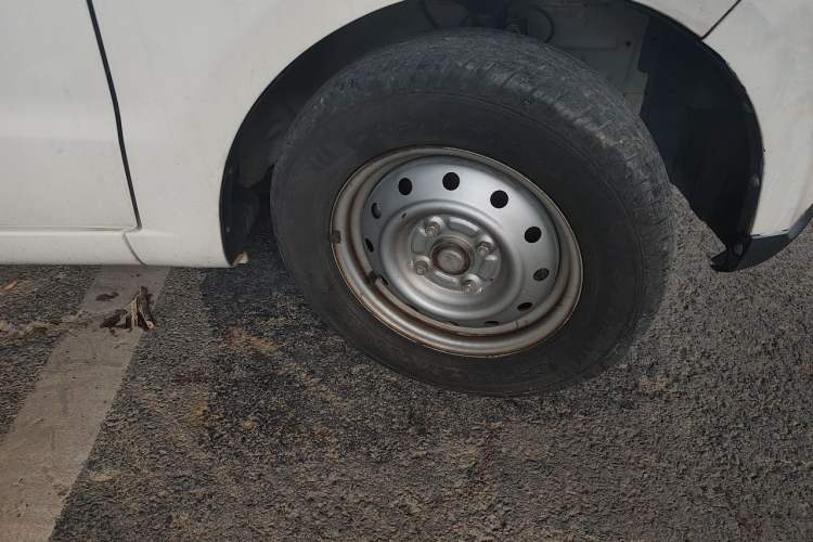 Used BAIC Changhe M50S 2015 1.4L S 1.4L Economy Class K14B Right Front Wheel Hub