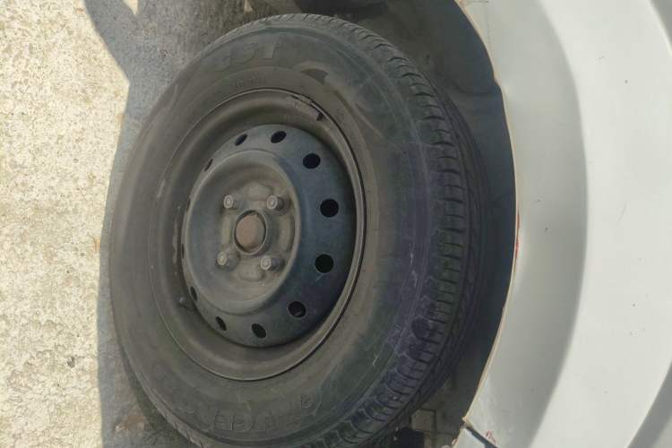 Used BAIC Changhe M50S 2015 1.4L revised economy-class K14B Right Front Wheel Hub