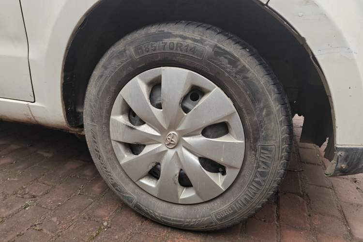 Used BAIC Changhe M50S 2015 1.5L S 1.5L Business Class DAM15DL Right Front Wheel Hub