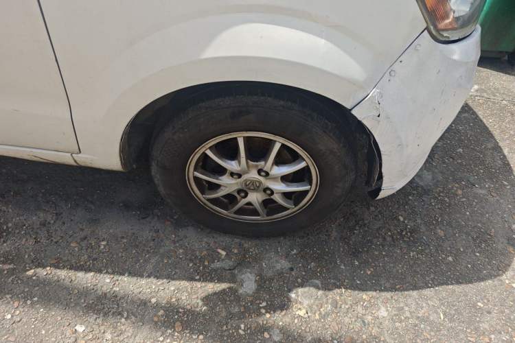 Used BAIC Changhe M50S 2015 1.4L facelift Business Class K14B Right Front Wheel Hub
