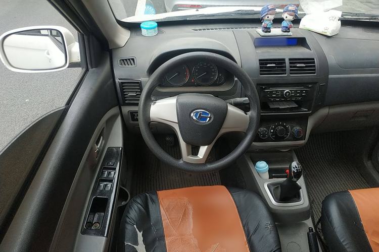 Used BAIC Changhe M50S 2015 1.5L facelift economy class DAM15DL Steering Wheel