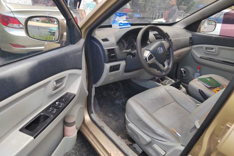 Used BAIC Changhe M50S 2015 1.4L facelift Business Class K14B Driver Seat