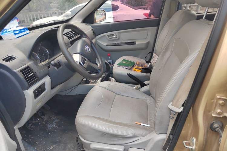 Used BAIC Changhe M50S 2015 1.4L facelift Business Class K14B Left Front Seat
