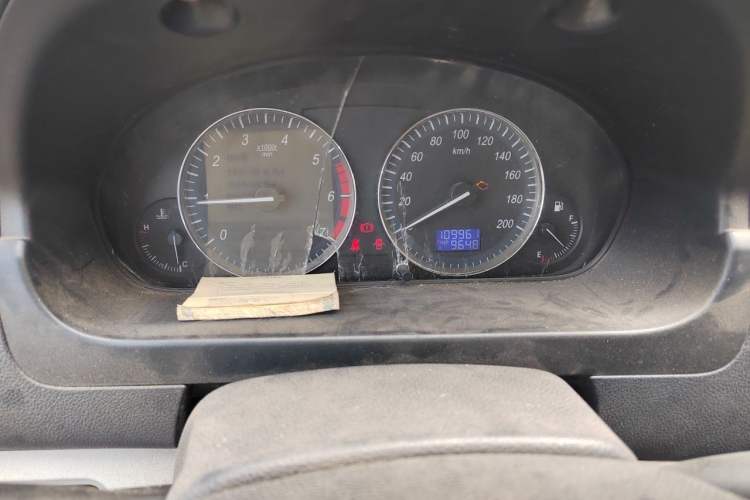 Used BAIC Changhe M50S 2015 1.4L facelift Business Class K14B Odometer Close Up