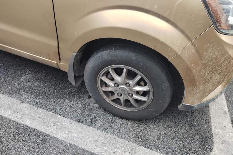 Used BAIC Changhe M50S 2015 1.4L facelift Business Class K14B Right Front Wheel Hub