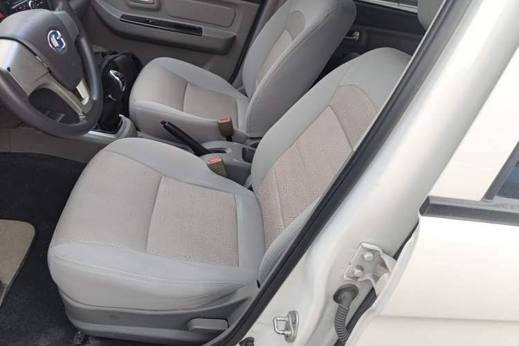 Used BAIC Changhe M50S 2019 1.4L Economy Class K14B-F Left Front Seat