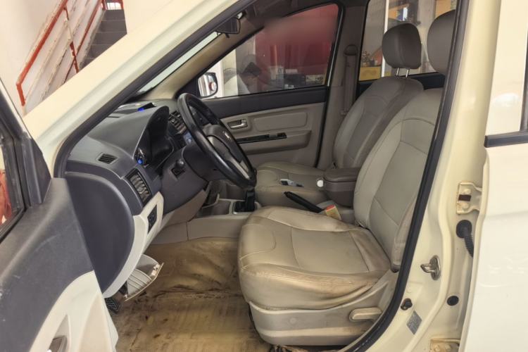 Used BAIC Changhe M50S 2019 Revised Version 1.4L Elite Cabin K14B-F Left Front Seat