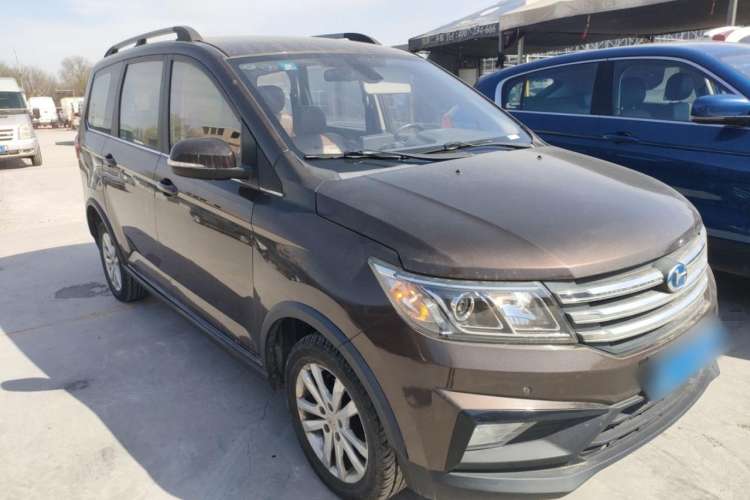 Used BAIC Changhe M70 2017 1.5L manual luxury cabin Front Right 45 Deg