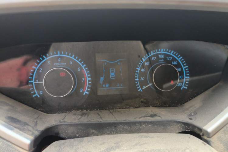 Used BAIC Changhe M70 2017 1.5L manual business class Instrument Cluster
