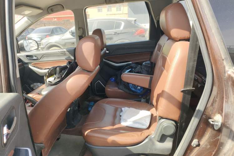 Used BAIC Changhe M70 2017 1.5L manual luxury cabin Left Rear Seat