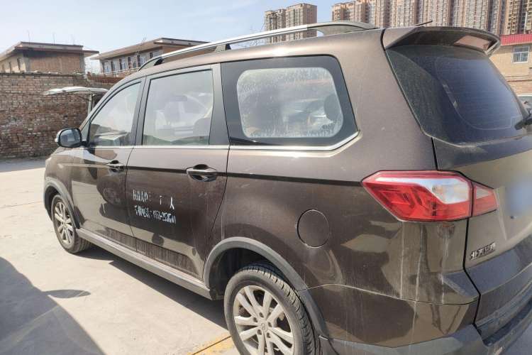 Used BAIC Changhe M70 2017 1.5L manual luxury cabin Left Side
