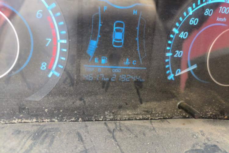 Used BAIC Changhe M70 2017 1.5L manual business class Odometer Close Up