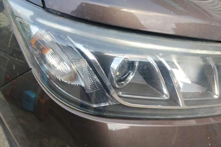 Used BAIC Changhe M70 2017 1.5L manual business class Right Front Headlight