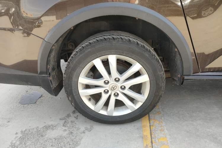 Used BAIC Changhe M70 2017 1.5L manual luxury cabin Right Rear Wheel Hub