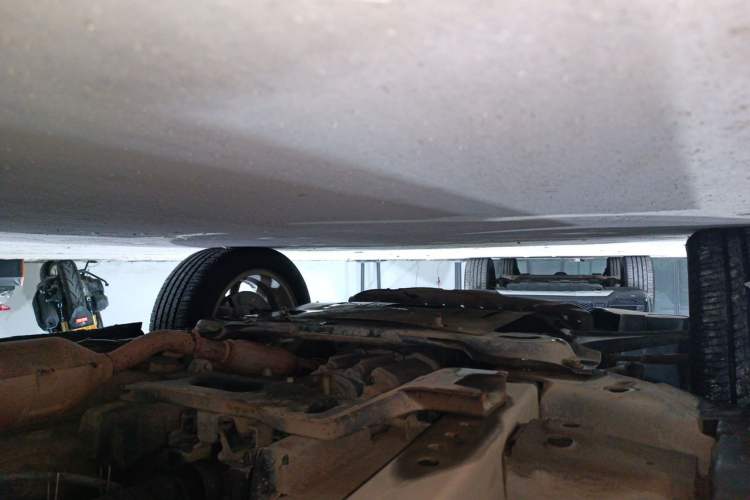 Used BAIC Changhe M70 2017 1.5L manual first-class cabin Chassis Front Left
