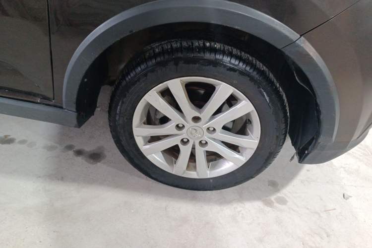 Used BAIC Changhe M70 2017 1.5L manual first-class cabin Right Front Wheel Hub