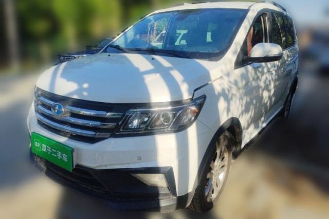 Used BAIC Changhe M70 2017 1.5L manual aviation cabin