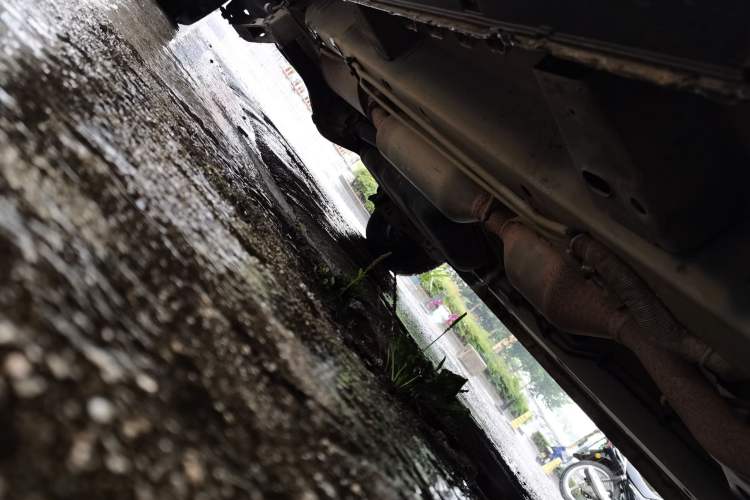 Used BAIC Changhe M70 2017 1.5L manual business class Chassis Front Right