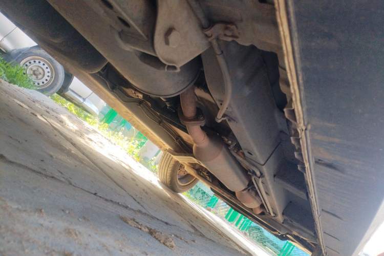 Used BAIC Changhe M70 2017 1.5L manual aviation cabin Chassis Rear Right