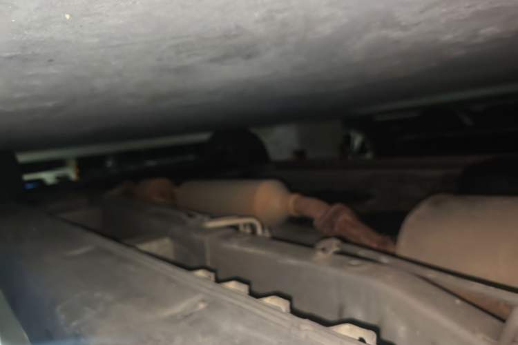 Used BAIC Changhe M70 2017 1.5L manual first-class cabin Chassis Rear Right