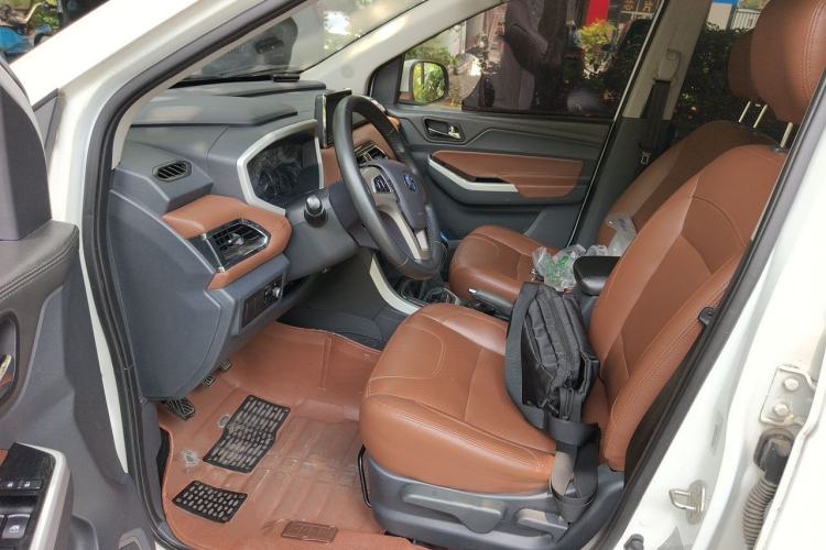 Used BAIC Changhe M70 2017 1.5L manual aviation cabin Driver Seat