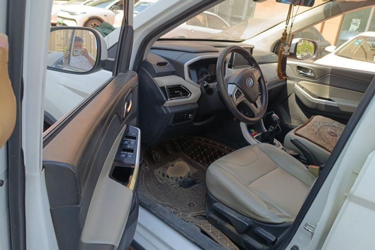 Used BAIC Changhe M70 2017 1.5L manual first-class cabin Driver Seat
