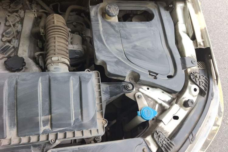 Used BAIC Changhe M70 2017 1.5L manual aviation cabin Engine Bay Left
