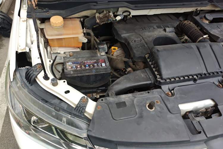 Used BAIC Changhe M70 2017 1.5L manual first-class cabin Engine Bay Right