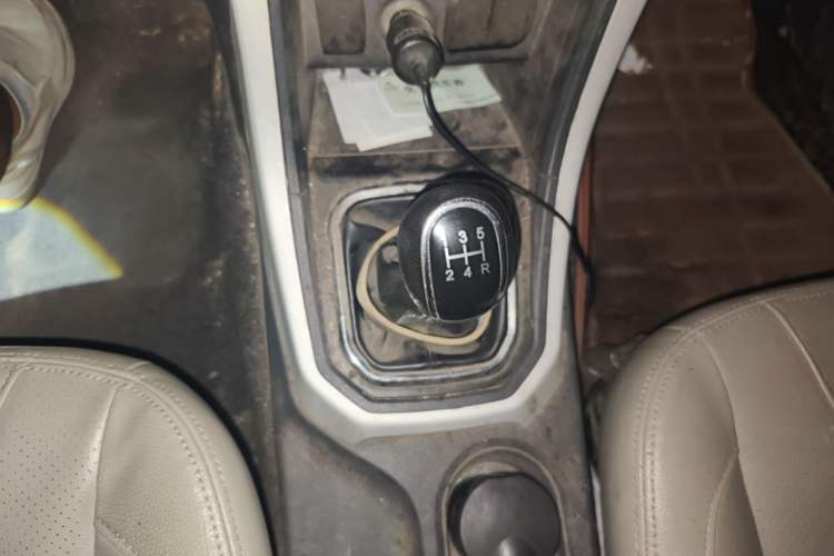 Used BAIC Changhe M70 2017 1.5L manual first-class cabin Gear Lever