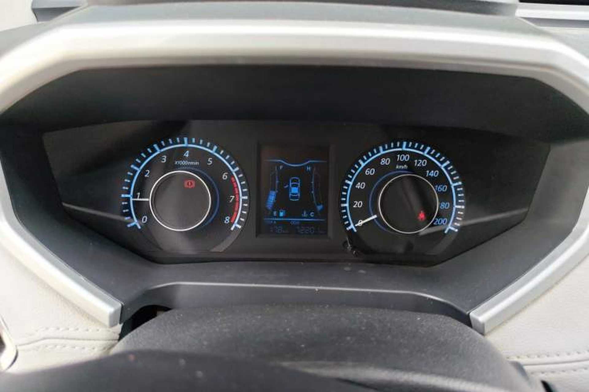 Used BAIC Changhe M70 2017 1.5L manual first-class cabin Instrument Cluster