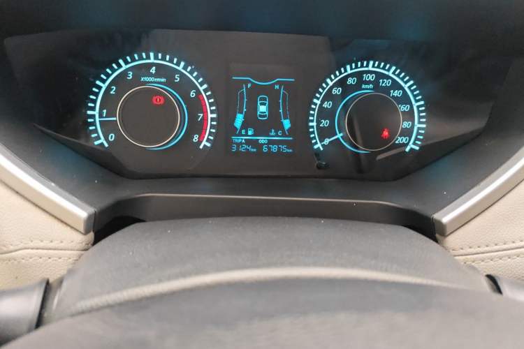 Used BAIC Changhe M70 2017 1.5L manual first-class cabin Odometer Close Up