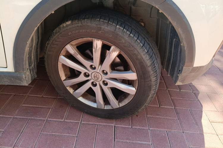 Used BAIC Changhe M70 2017 1.5L manual first-class cabin Right Front Wheel Hub