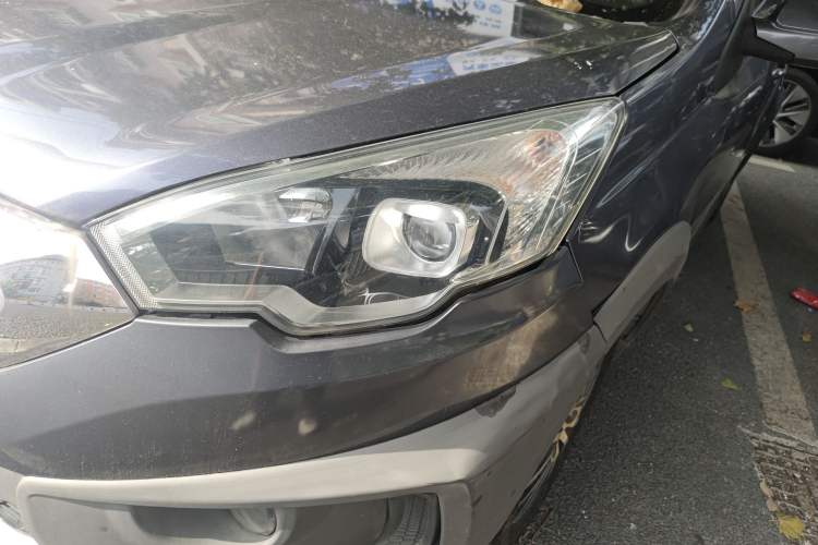 Used BAIC Changhe Q25 2016 1.5L Manual Lehui Edition Left Front Headlight
