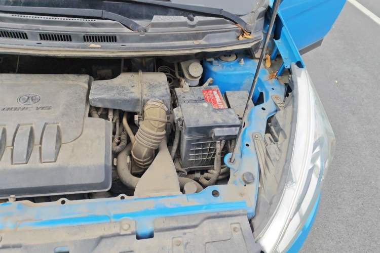 Used BAIC Changhe Q25 2016 1.5L Manual Lehui Edition Engine Bay Left