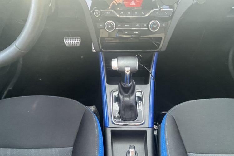 Used BAIC Changhe Q25 2016 1.5L Automatic Lehui Edition Interior 2