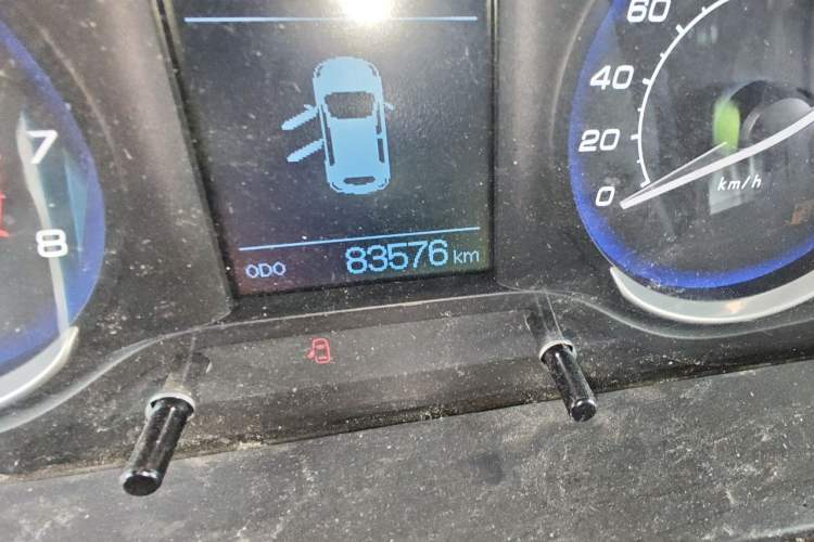 Used BAIC Changhe Q25 2016 1.5L Manual Lehui Edition Odometer Close Up