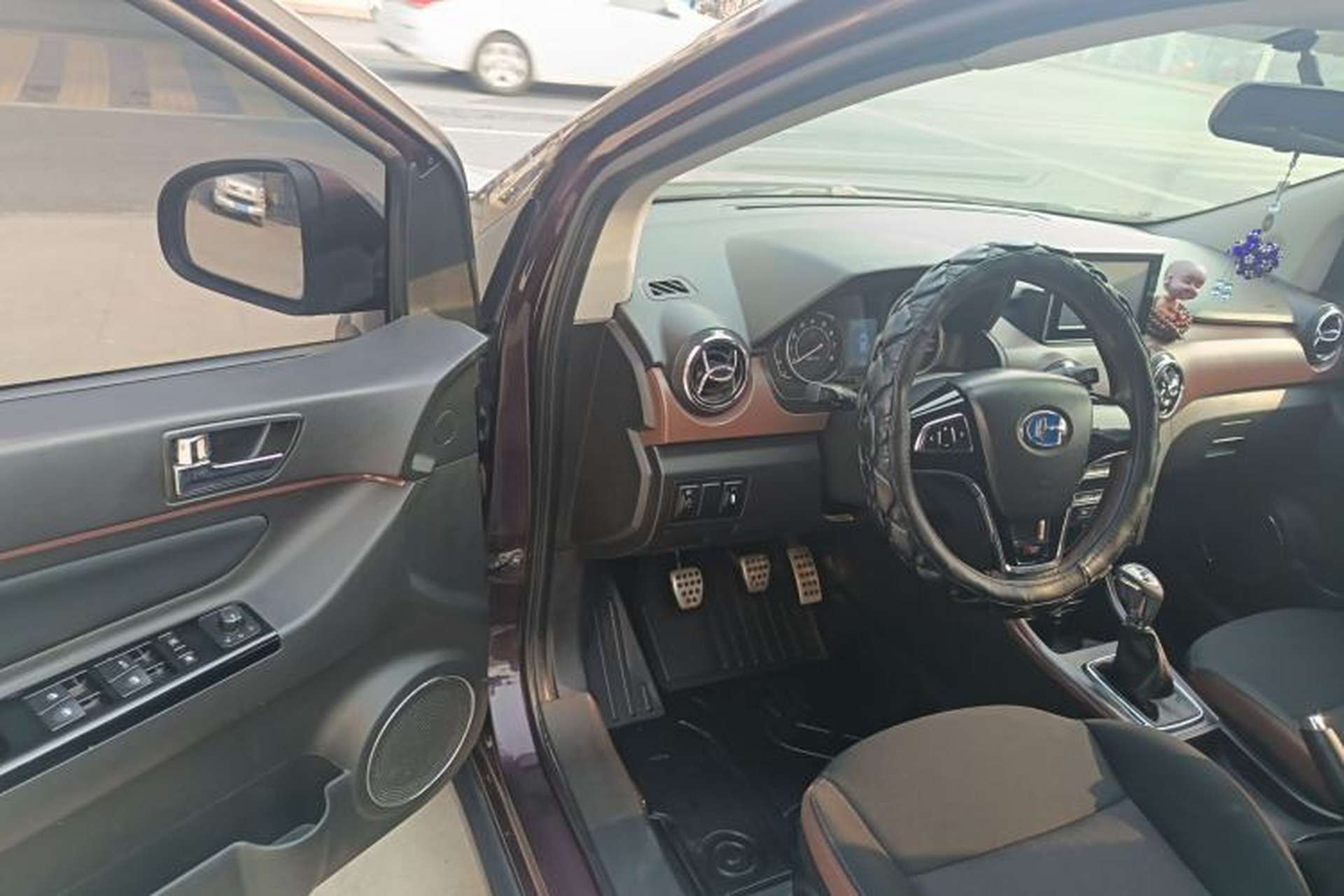 Used BAIC Changhe Q25 2016 1.5L Manual Lehui Edition Driver Seat